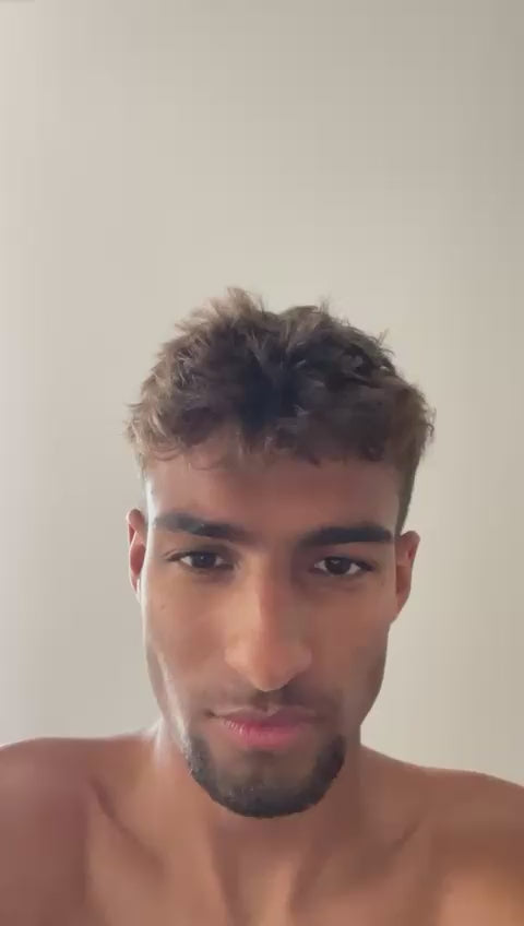 Real results - customer talking to camera about ZygoTape jaw results